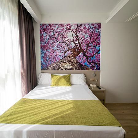 Hotel Jardin De Bellver 奥罗佩萨德尔马 外观 照片